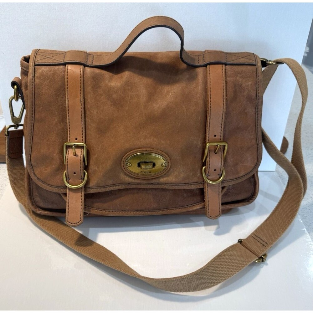 Vintage Authentic Fossil Issue 54 Brown Leather Flap Messenger Bag Crossbody